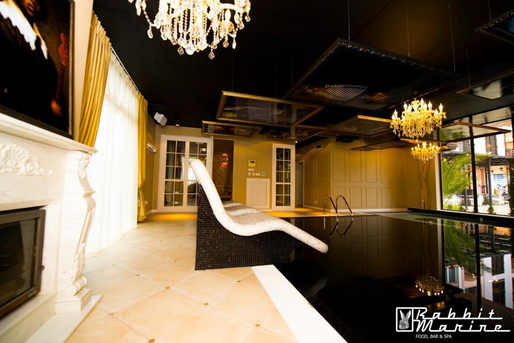 Romance Marine Aparthotel Pantai Sunny Luaran gambar