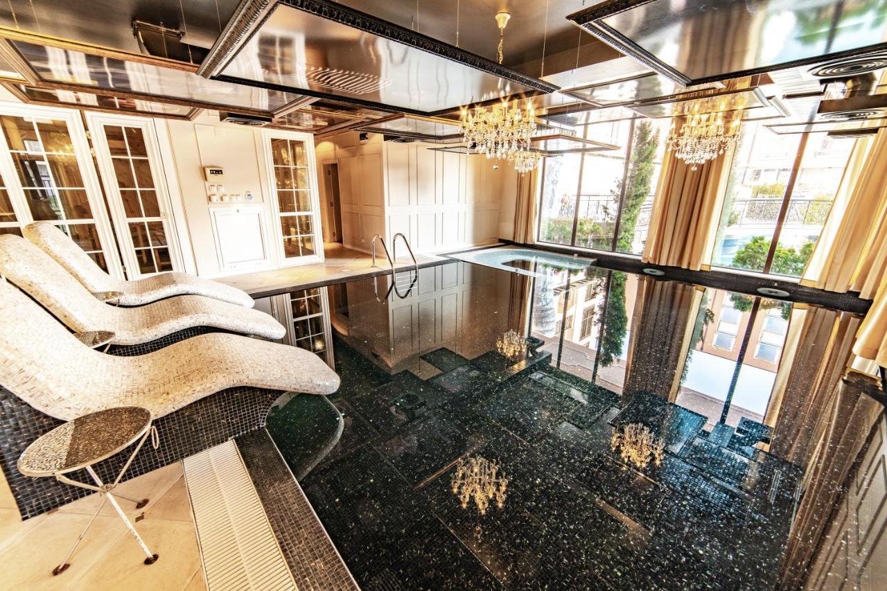 Romance Marine Aparthotel Pantai Sunny Luaran gambar