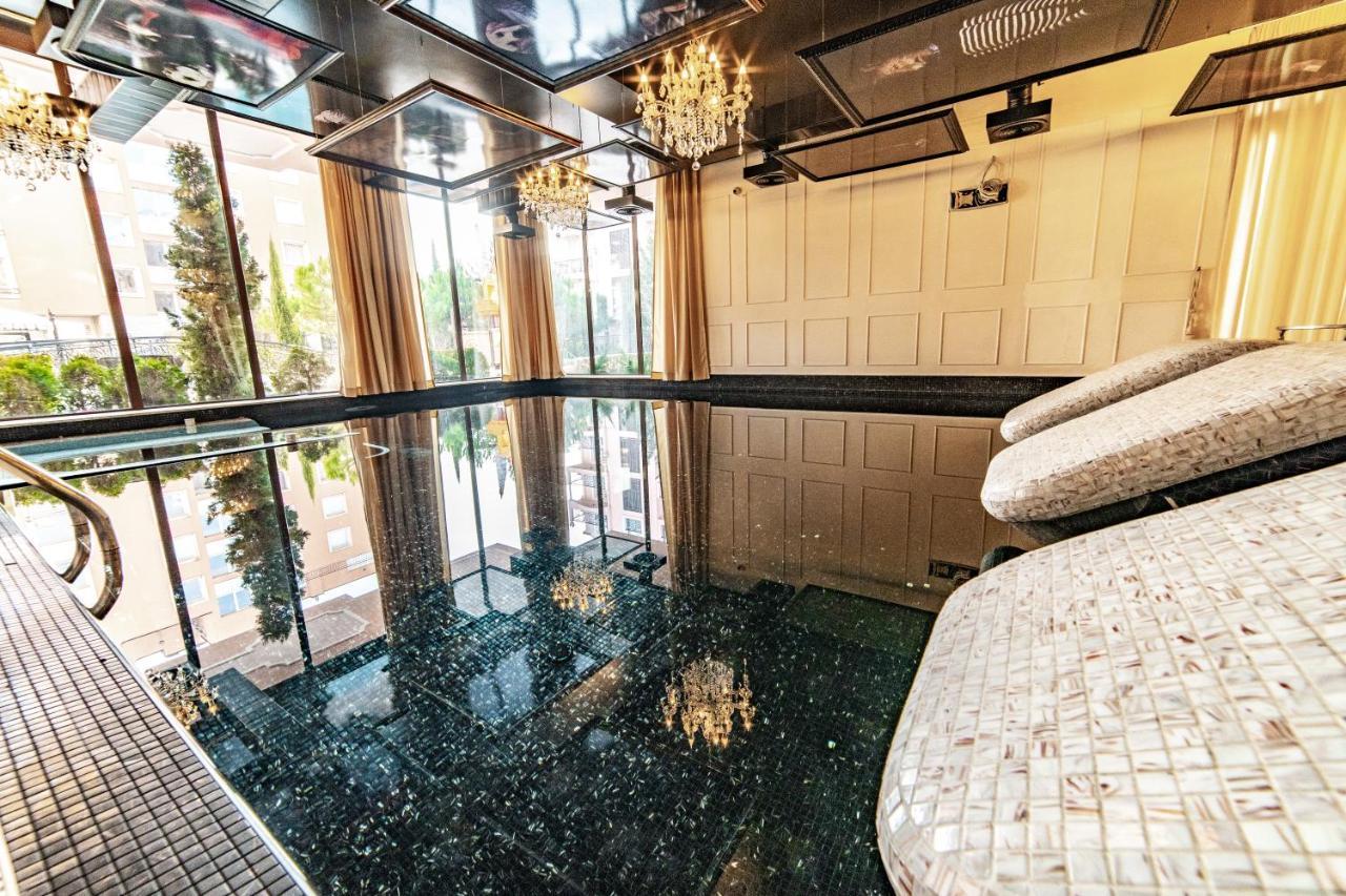 Romance Marine Aparthotel Pantai Sunny Luaran gambar